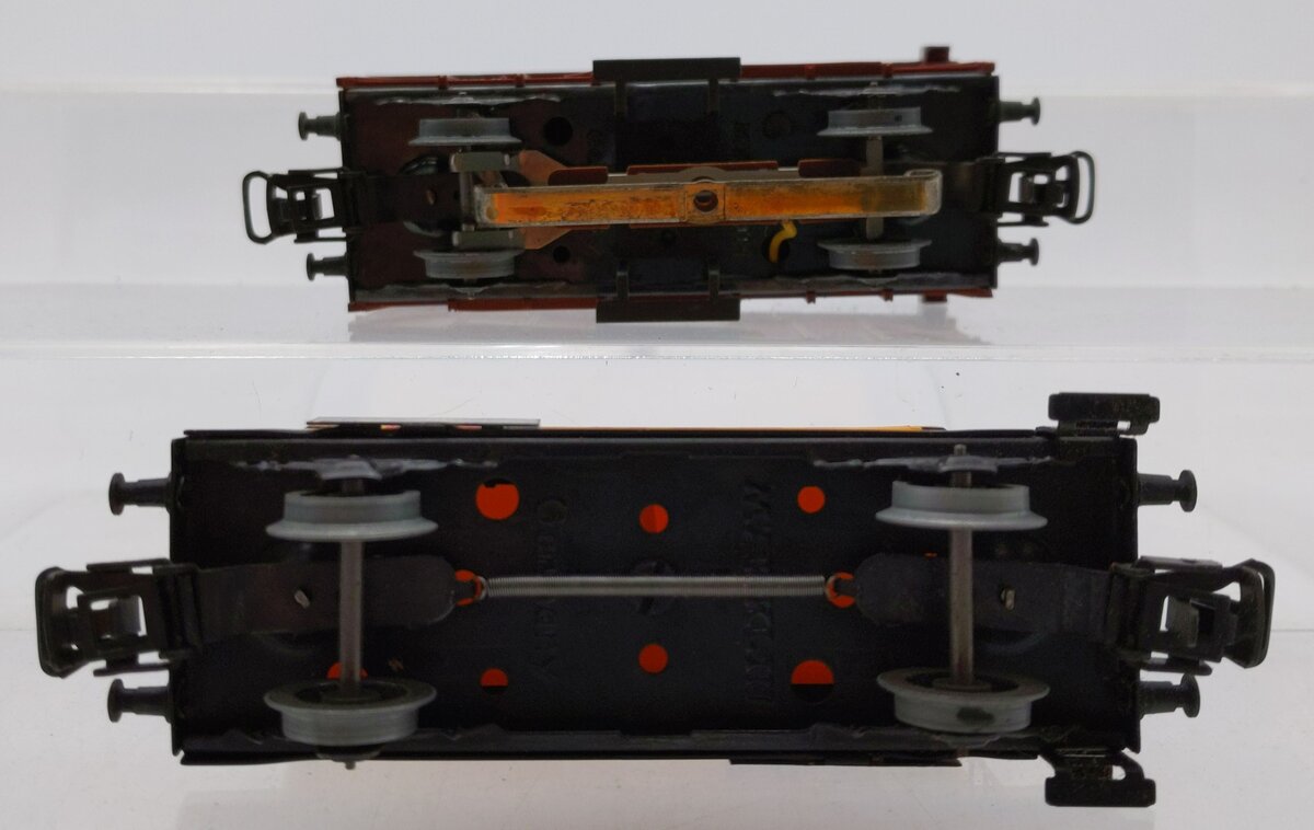 Marklin HO Scale Assorted Freight Cars: 4505, 4502 [2] EX/Box