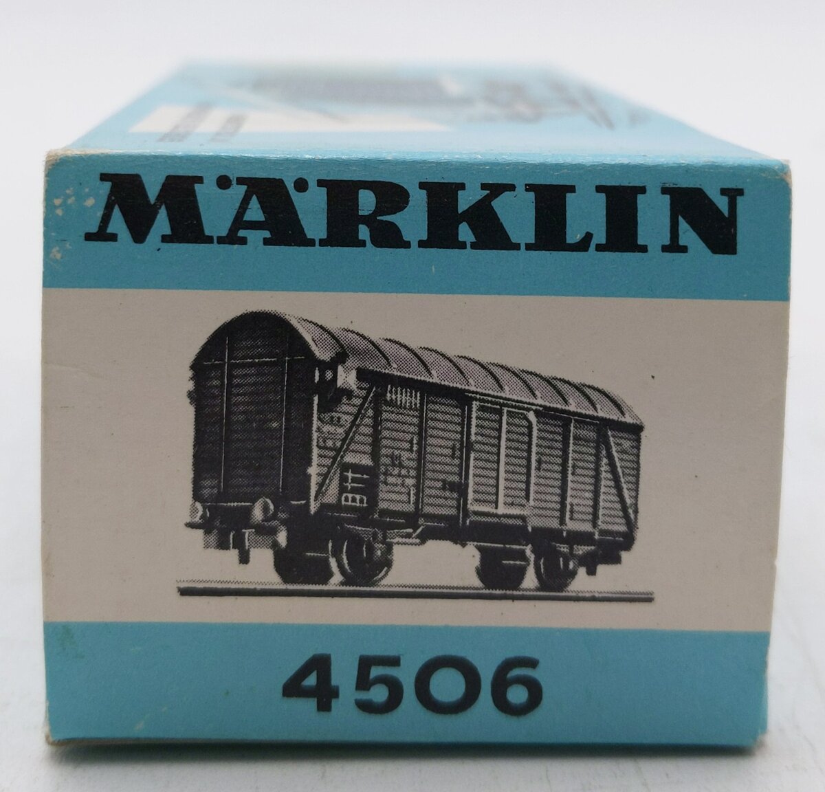 Marklin 4506 HO DB Closed Boxcar EX/Box