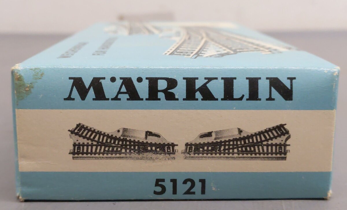 Marklin 5121 HO Scale Manual Left & Right Hand Switch Turnout Pair (Pack of 2) EX/Box