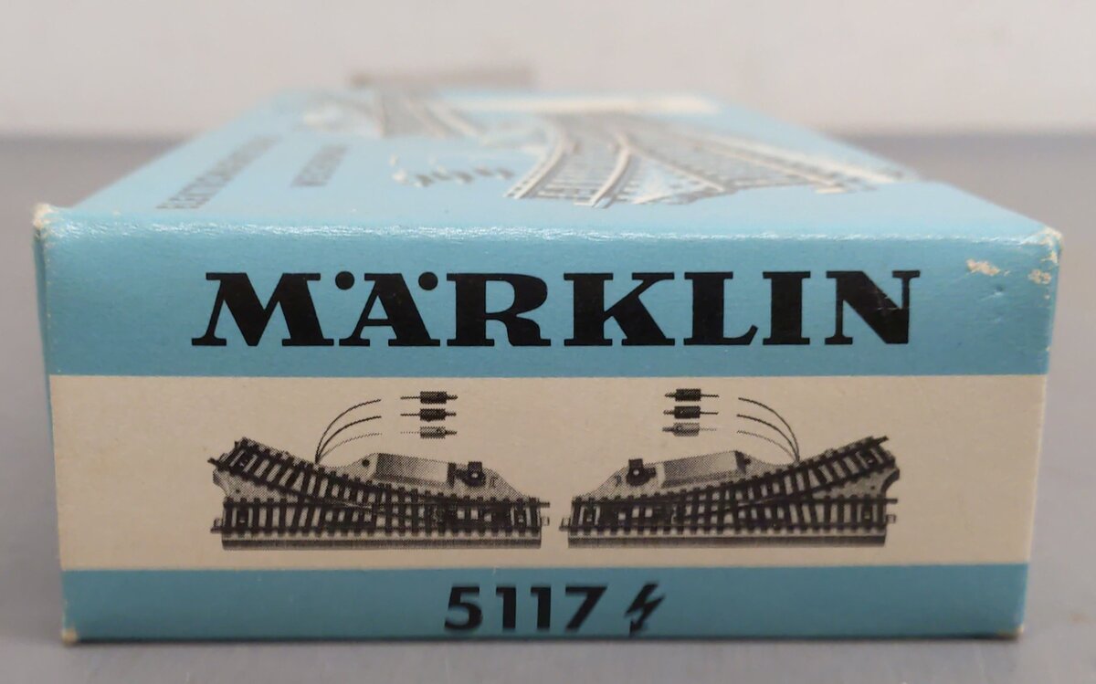 Marklin 5117 HO Scale Left and Right Track Turnouts (One Pair) EX/Box