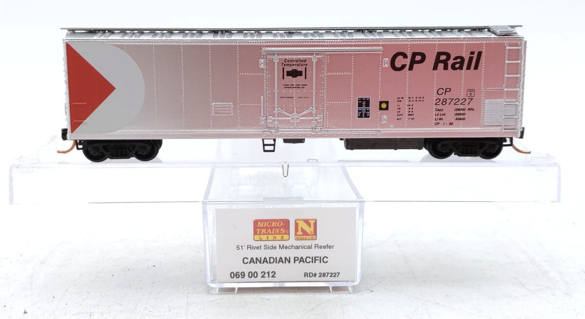 Micro-Trains 069 00 212 N Canadian Pacific Reefer #287227