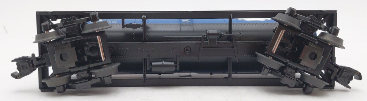 MTH 30-73247 O Gauge Esso 3-Dome Tank Car #29082 LN/Box – Trainz