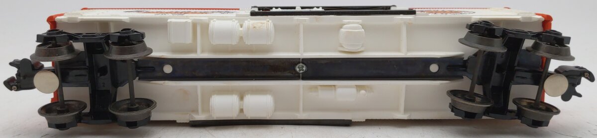 Lionel 6-9860 O Gauge Gold Medal Flour Billboard Reefer Car EX/Box