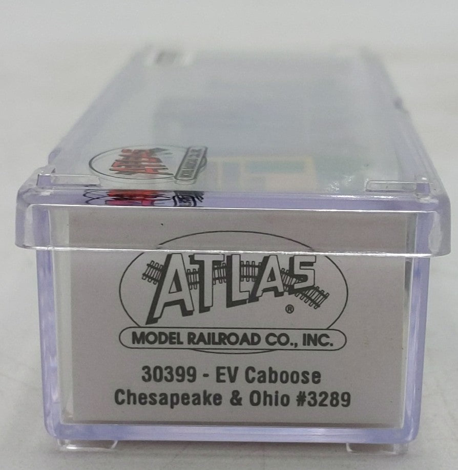 Atlas 30399 N Scale Chesapeake & Ohio Caboose #3289