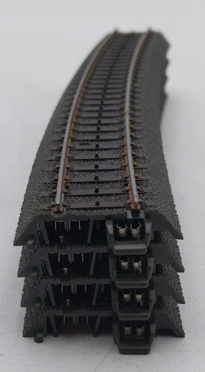 Marklin 24912 HO Scale Wide Radius 12.1° C Curved Track Section (4) EX