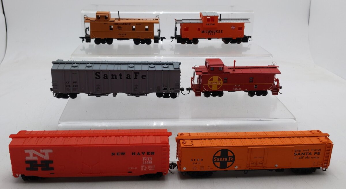 Walthers, Athearn, & Other HO Scale Assorted Freight Cars [6] VG