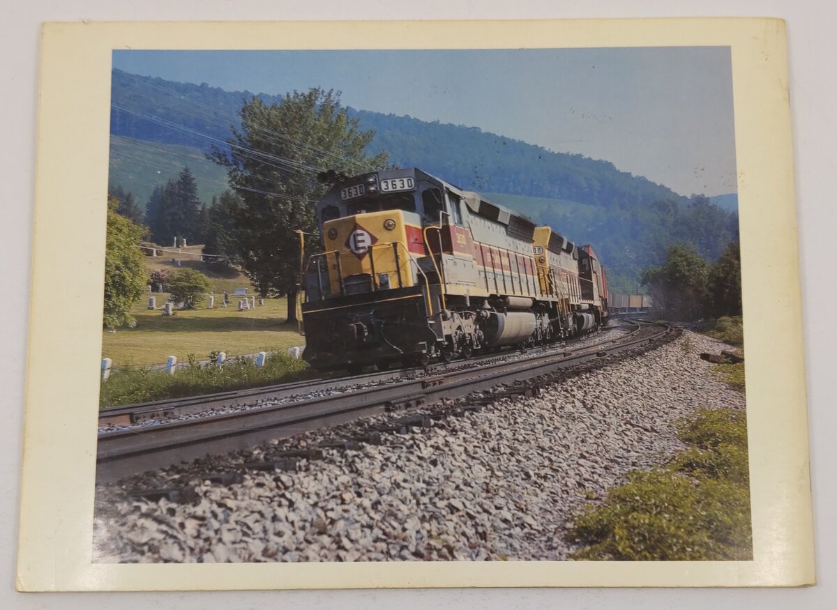 The Northeast Railroad Scene, Vol.4 Paperback Book By Bob Pennisi VG