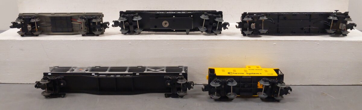 Lionel O Gauge Freight Cars: 16536, 36874, 37034, 36305, Spotlight Car [5] EX