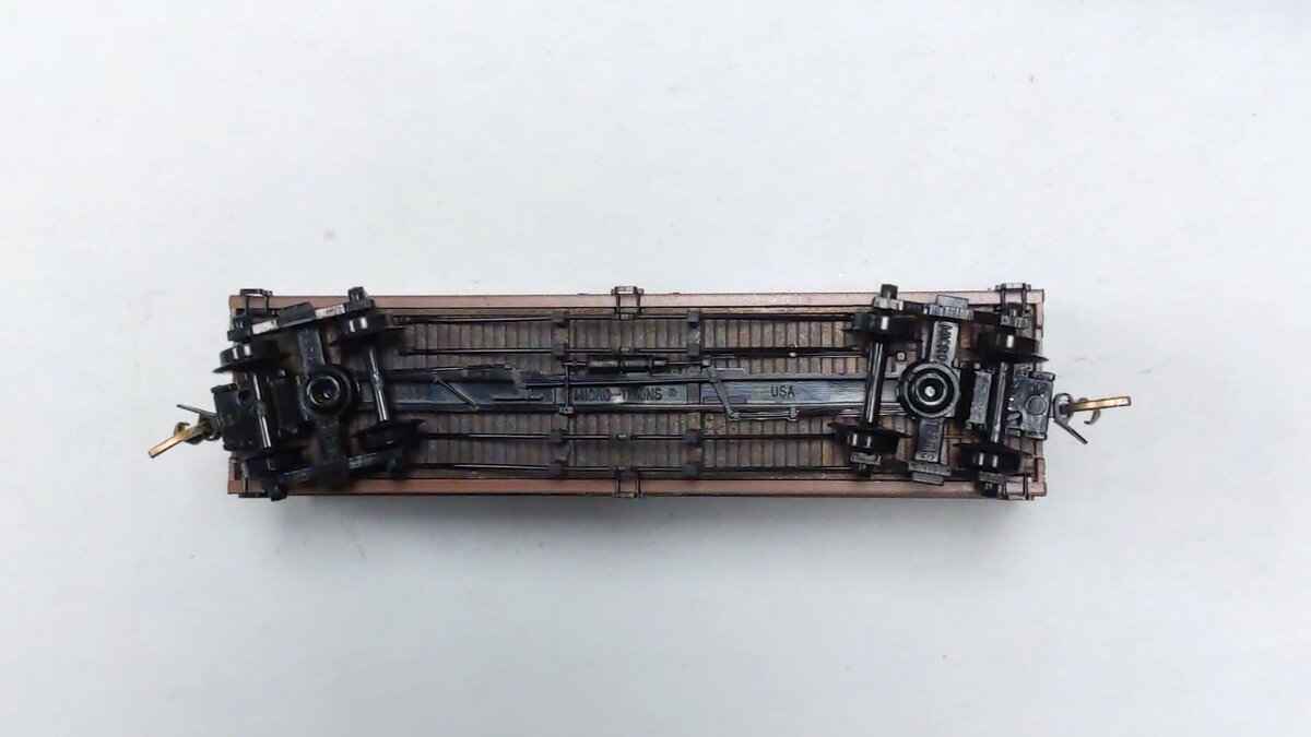 Micro-Trains 05800040 N Oppenheimer Casing Co. 36' Wood Sheathed Ice Reefer LN/Box