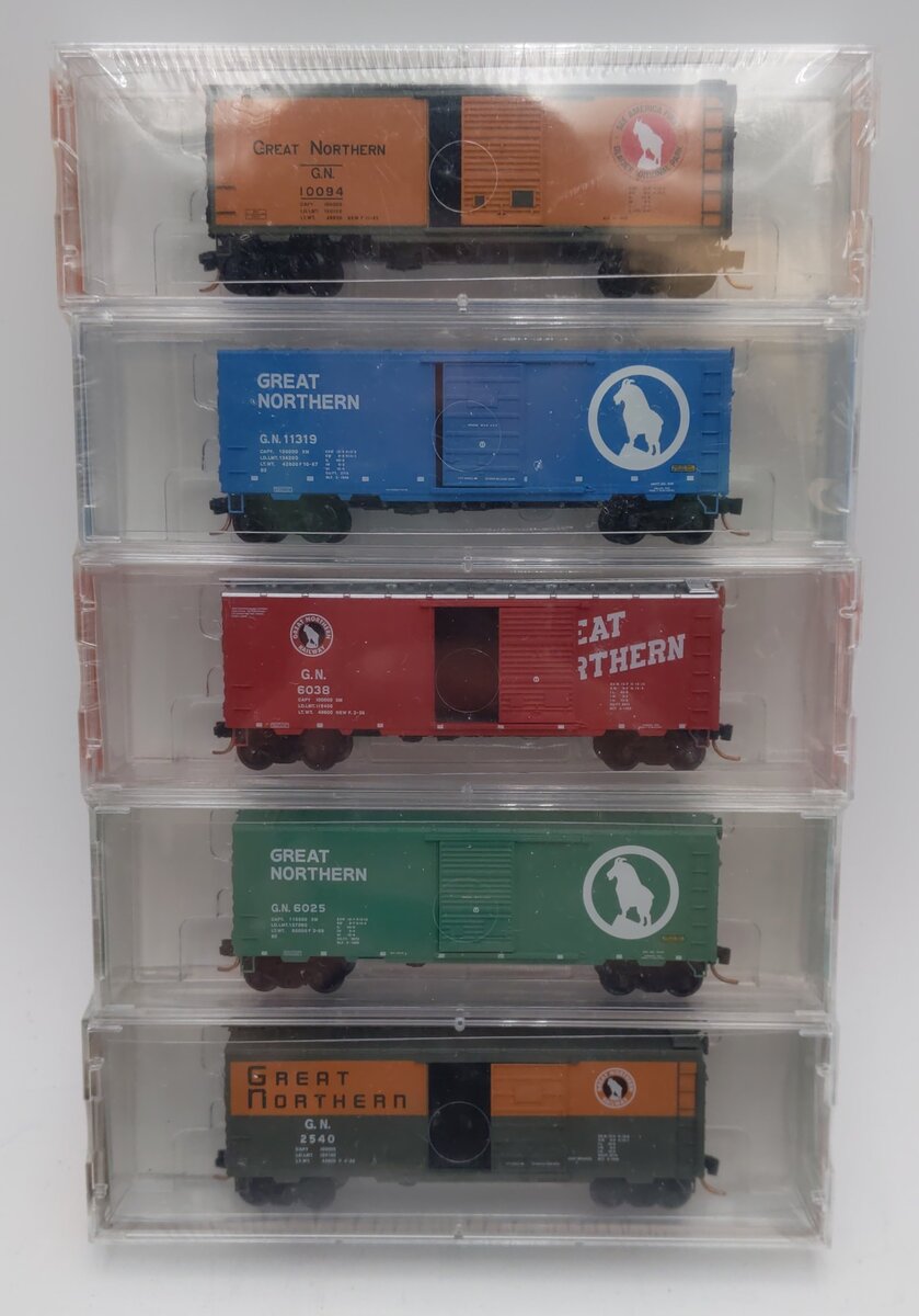 Micro-Trains NSC 05-31 N Great Northern Special Run 40' SD Box Cars (Pack of 5) NIB
