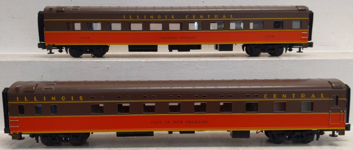 MTH 20-6661 O IC 70' Streamlined Sleeper/Diner Passenger Car Set (Set of 2) LN/Box