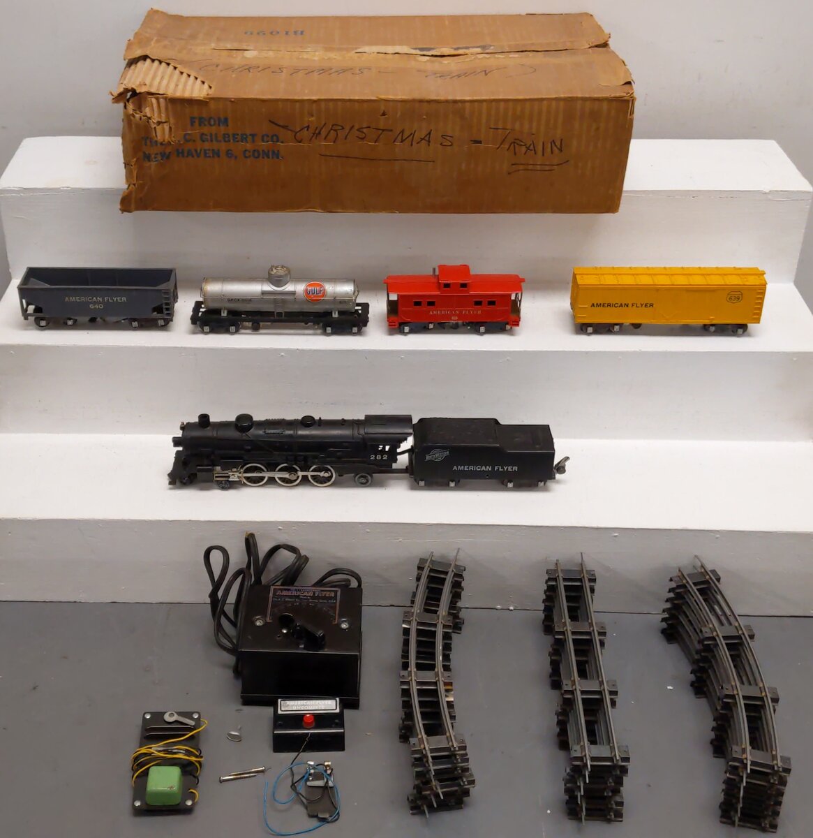 American Flyer 4904T Vintage S Pacific Freight Train, 290, 638, 639, 640 VG/Box
