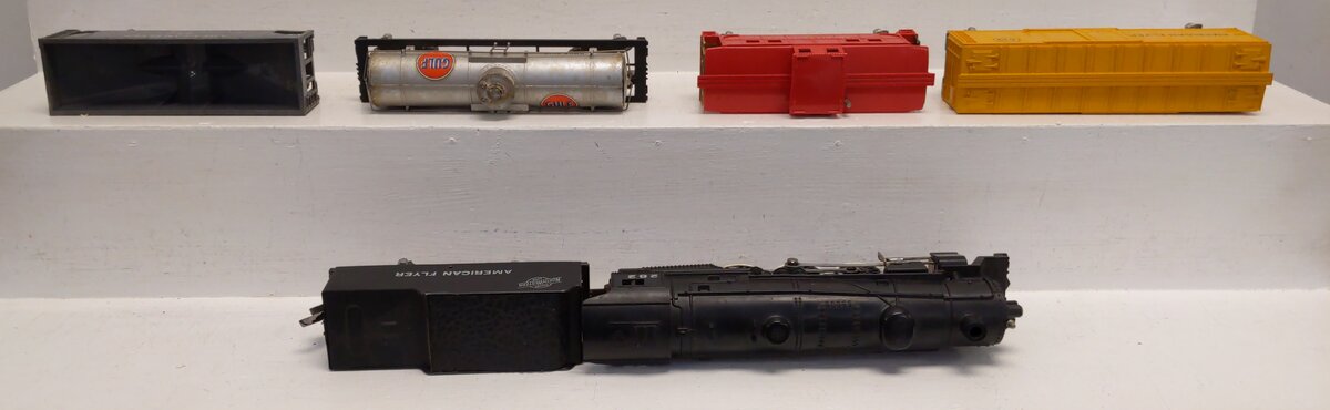American Flyer 4904T Vintage S Pacific Freight Train, 290, 638, 639, 640 VG/Box