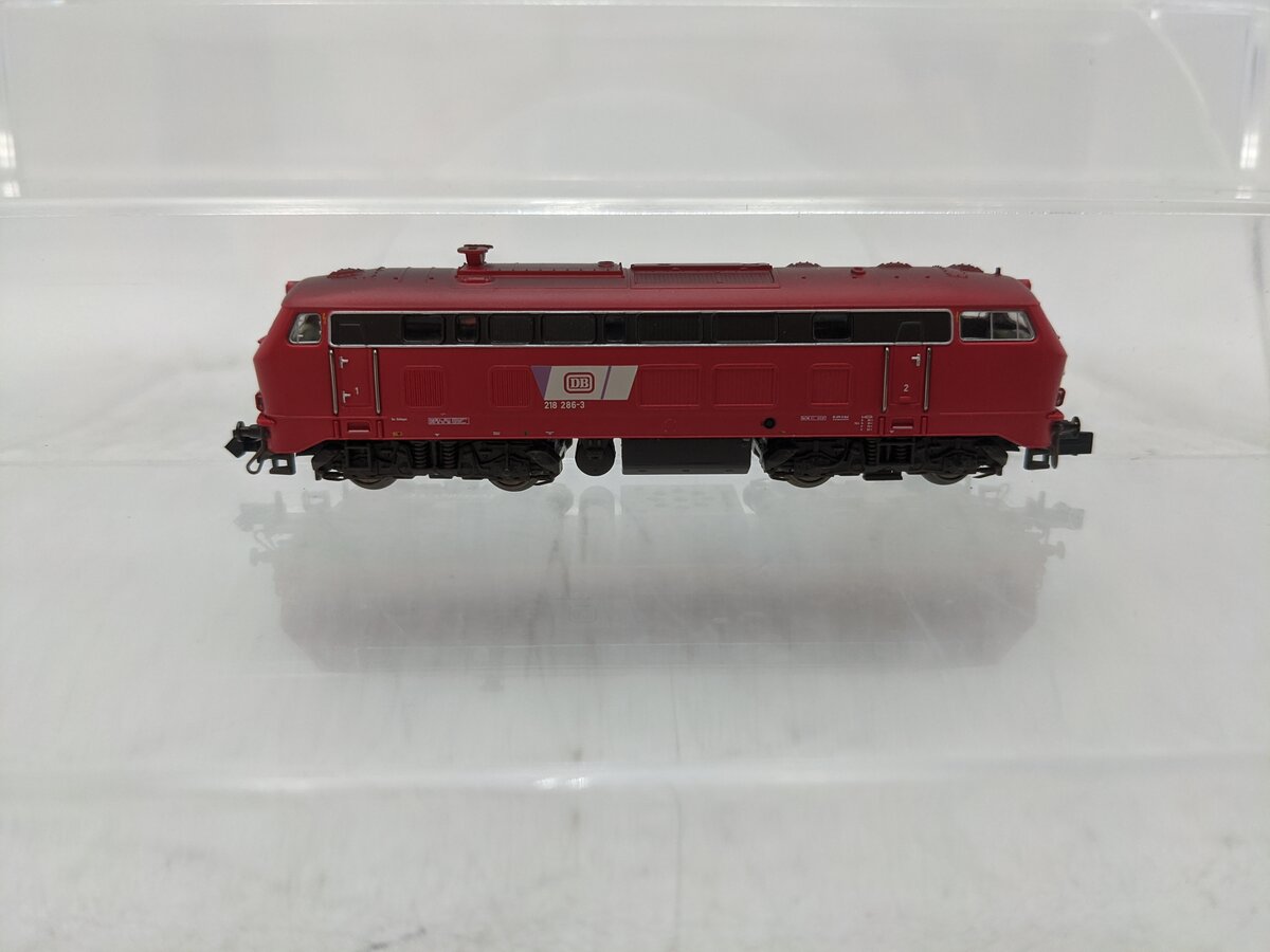 Trix 16288 N German Federal Railroad (DB) Electric Locomotive EX/Box