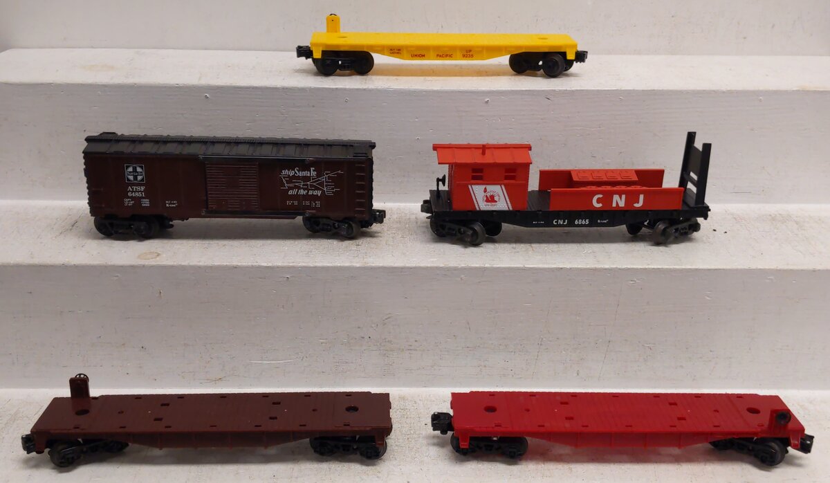 Lionel & Other O Scale Assorted Freight Cars [5] VG