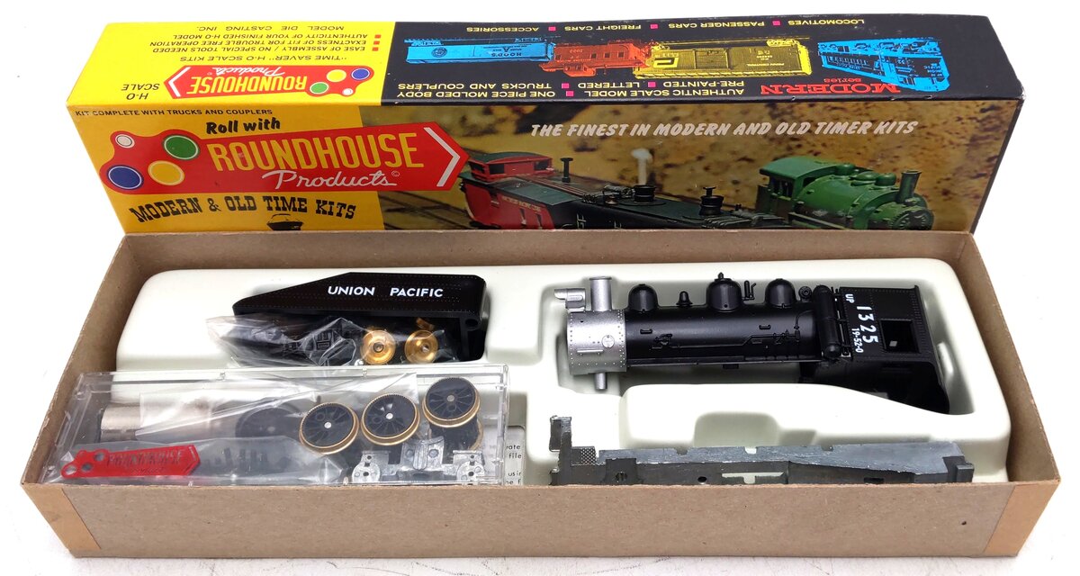 Roundhouse 412 HO UP 0-6-0 Steam Locomotive & Tender Kit NIB
