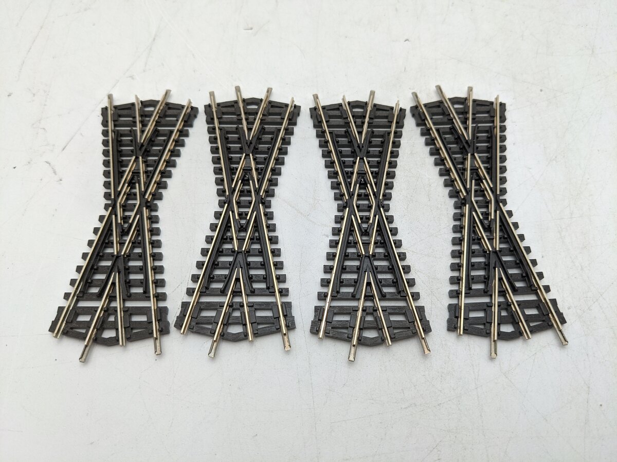 Peco N Scale Crossover 4 inch 30 Degree [4] VG