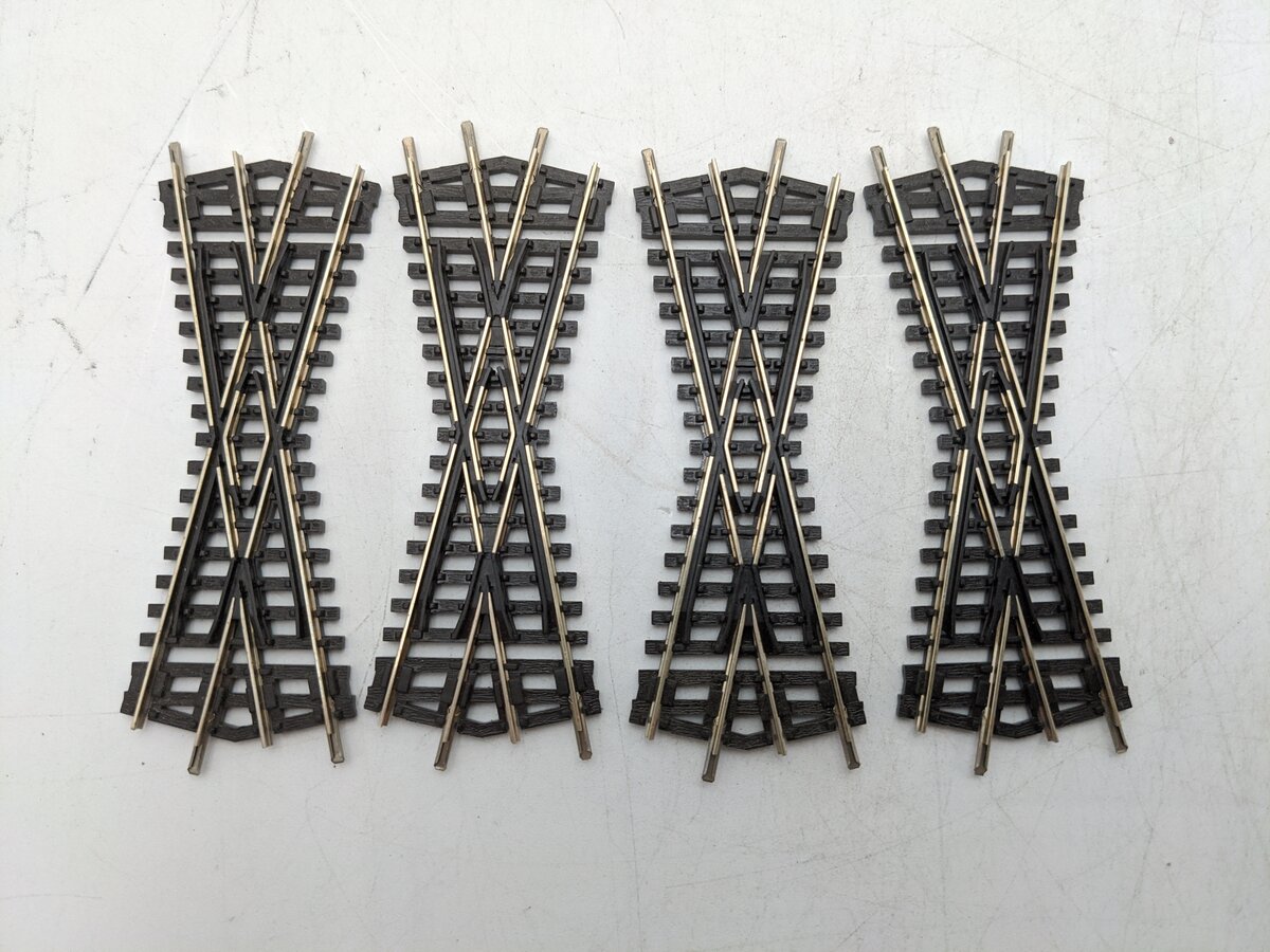 Peco N Scale Crossover 4 inch 30 Degree [4] VG