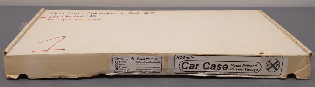 A&B Industries HO Car Case Model Railroad Padded Storage [3] VG