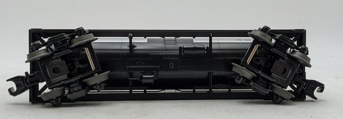MTH 30-73350 O Canadian Pacific Rail 3-Dome Tank Car