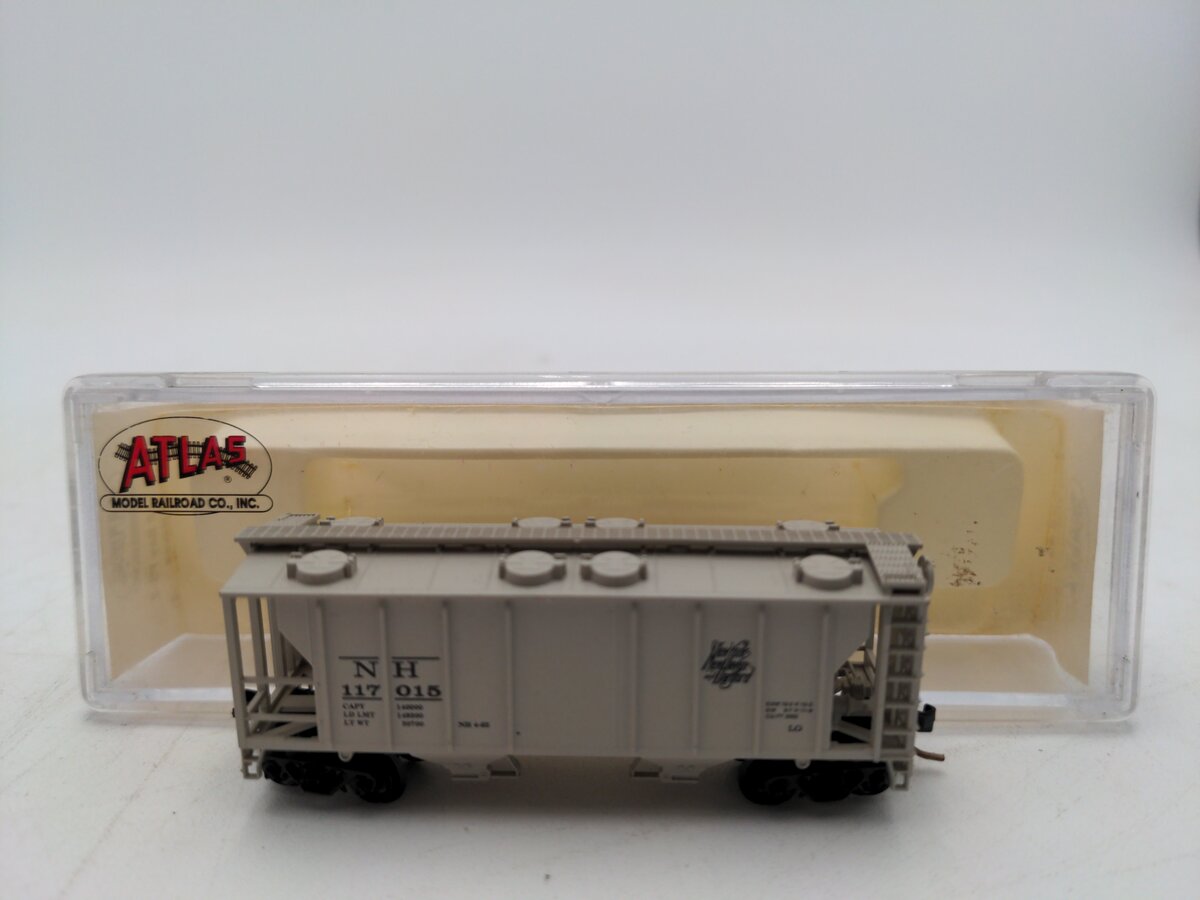 Atlas 3171 N Scale New Haven 2-Bay PS-2 Covered Hopper #117015 LN/Box