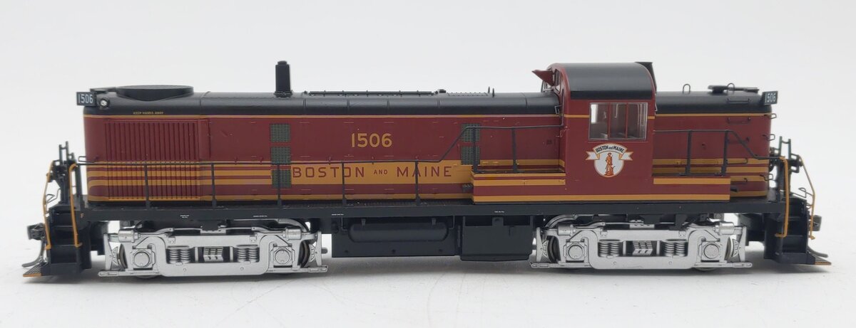 Bowser 24637 HO Scale B&M Alco RS-3 Phase 3 Diesel Locomotive #1506