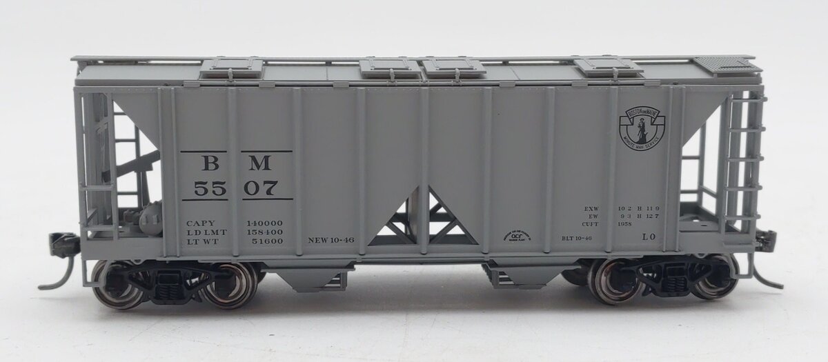 Bowser 40929 HO Boston & Maine 70-Ton 2-Bay Covered Hopper #5507
