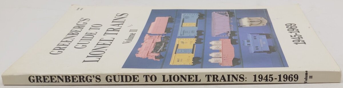 Greenberg's Guide to Lionel Trains: Vol.2 Paperback Book By Bruce C. Greenberg VG