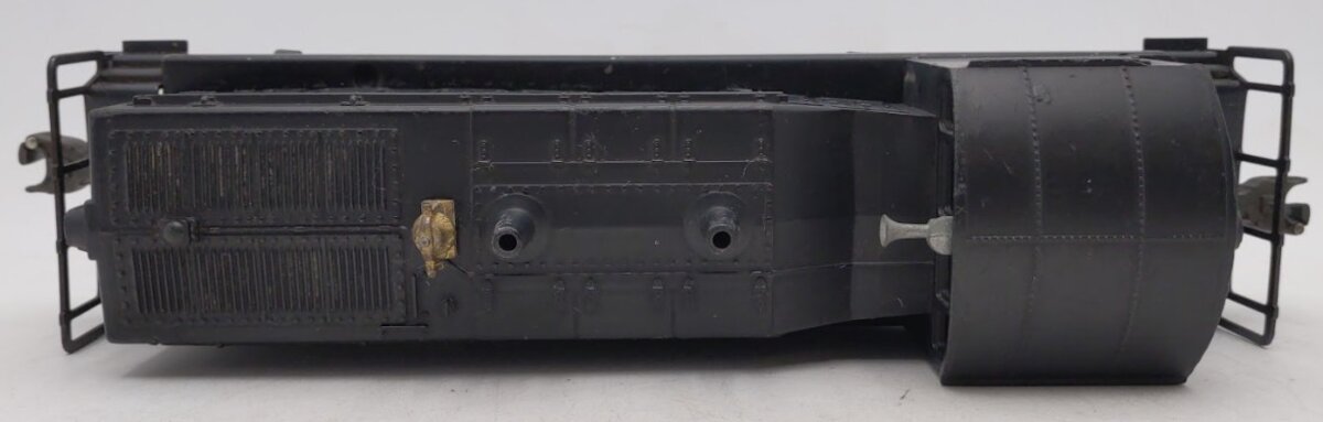 Lionel 610 Vintage O Gauge Erie NW-2 Powered Diesel Switcher Locomotive VG