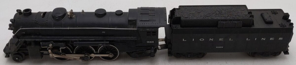 Lionel 1666 Vintage O 2-6-2 Die-Cast Steam Locomotive & Tender VG