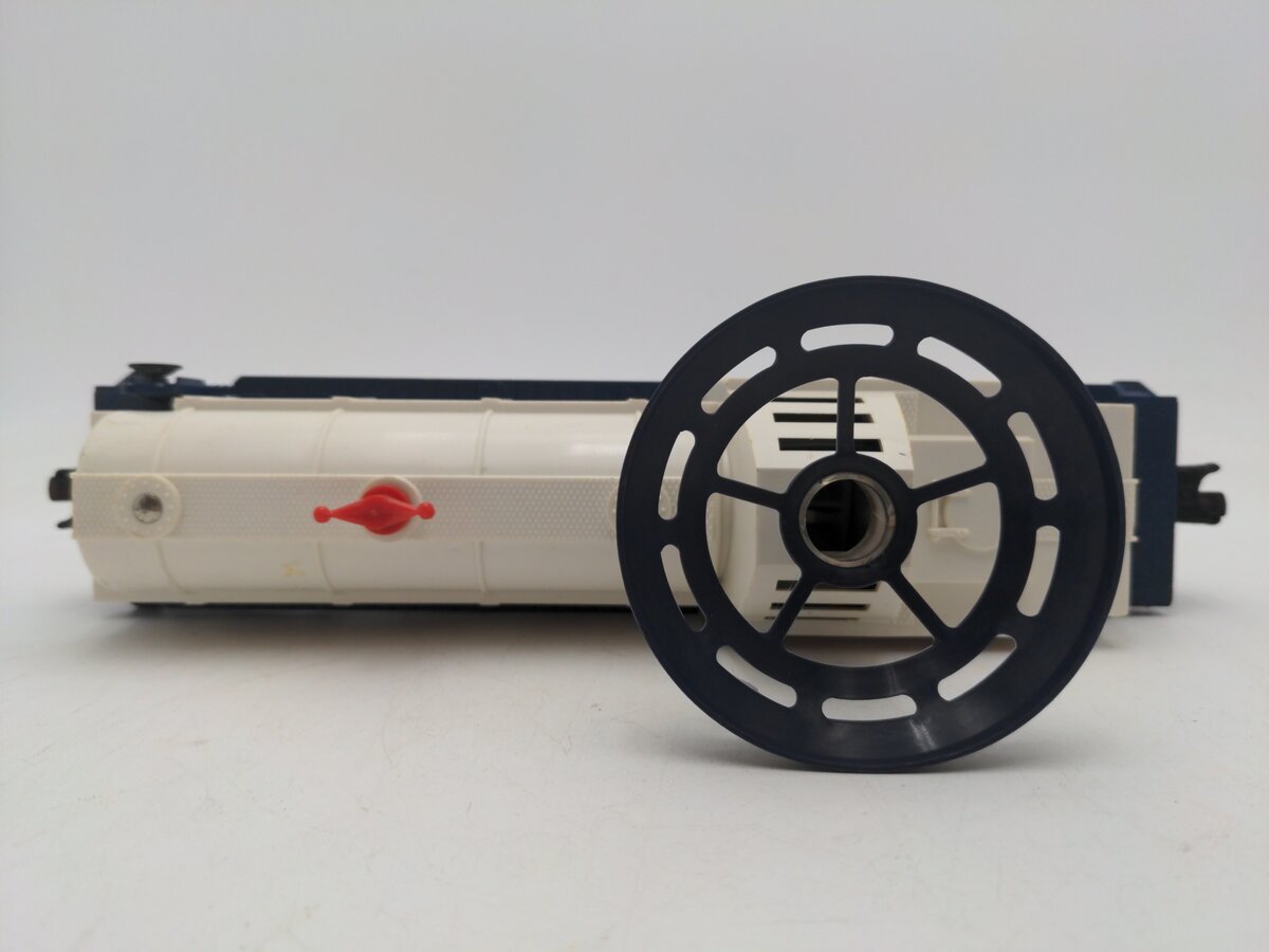 Lionel 3470 Vintage O Operating Balloon Target Launcher Car VG