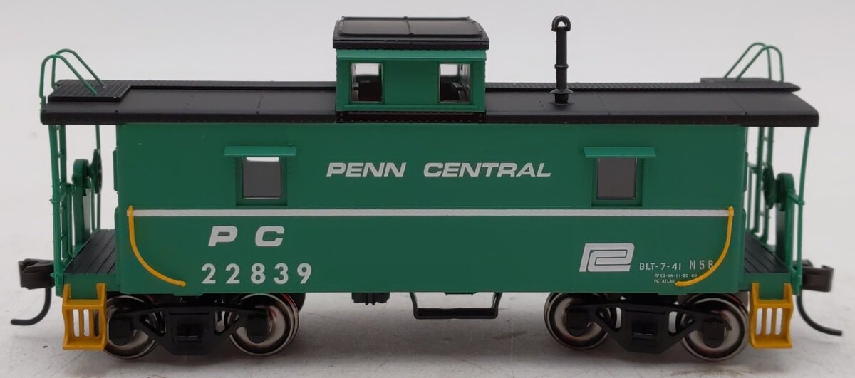 Atlas 11320 HO Penn Central Cupola Caboose #22839