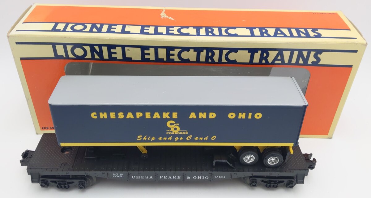Lionel 6-16922 O Gauge Chesapeake & Ohio Flatcar with Trailer #16922 EX/Box