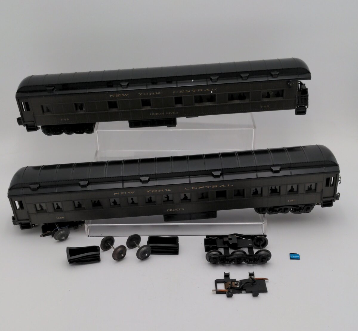 K-Line O Gauge New York Central Heavyweight Passenger Cars: 1186, 746 [2]