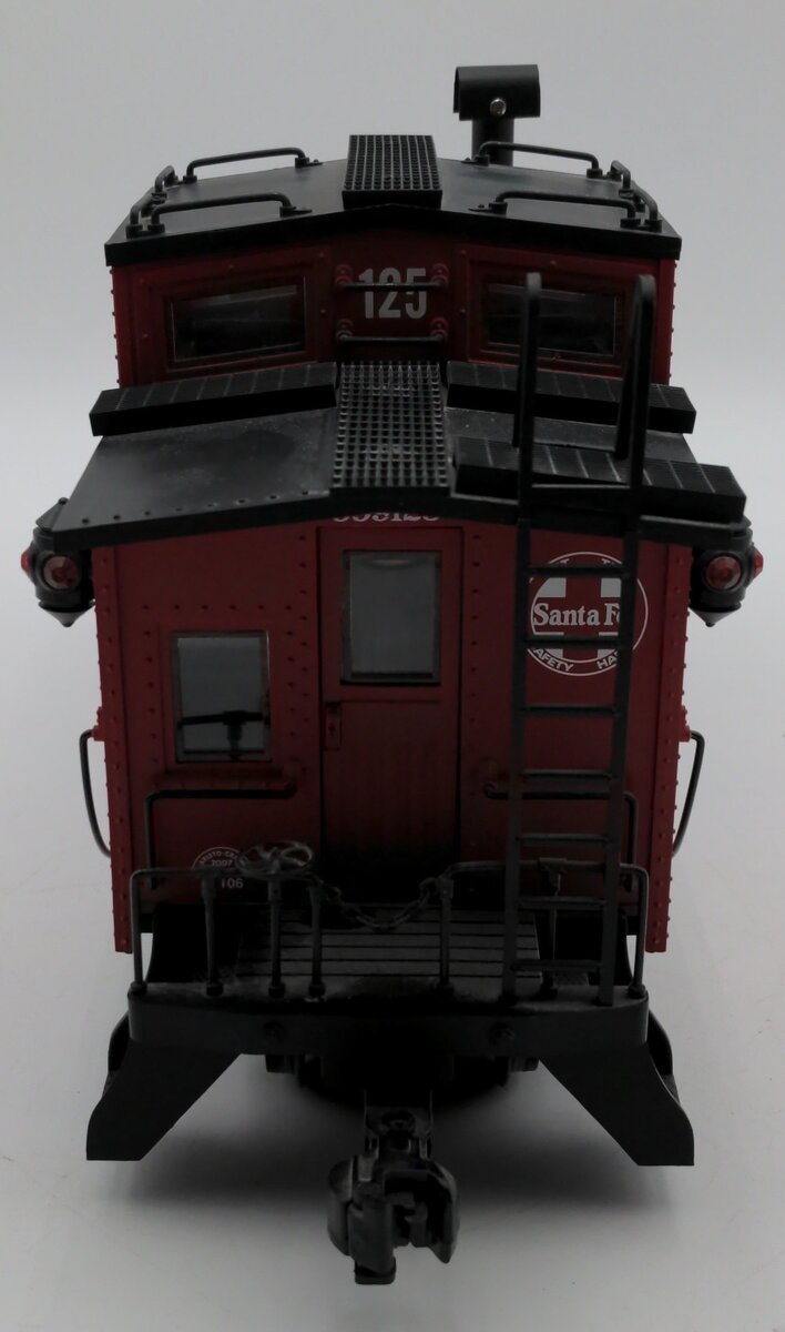 Aristo-Craft 42106 G Santa Fe Long Steel Caboose w/Metal Wheels #999125 EX/Box