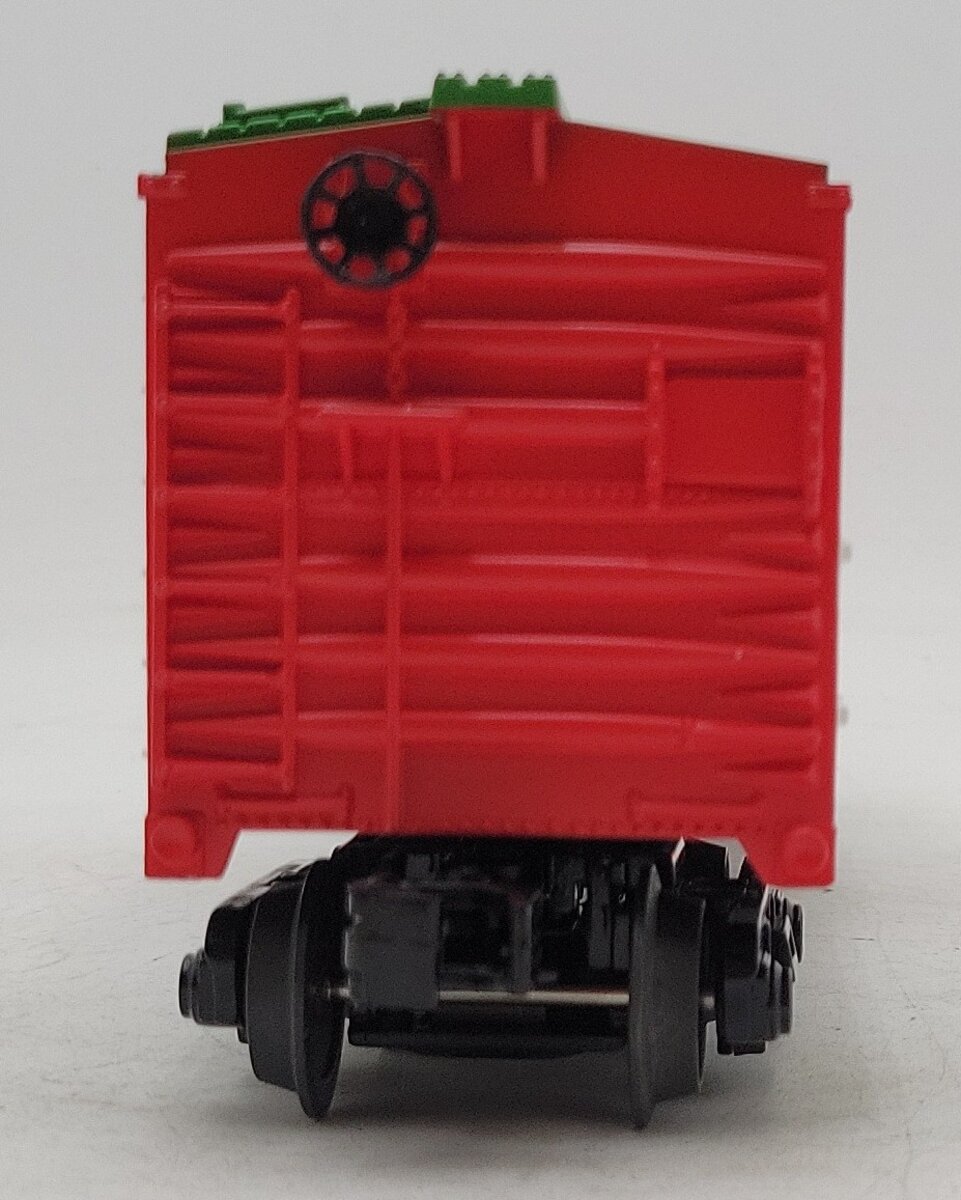 MTH 30-79189 O Gauge Christmas Operating Boxcar w/Signal Man LN/Box