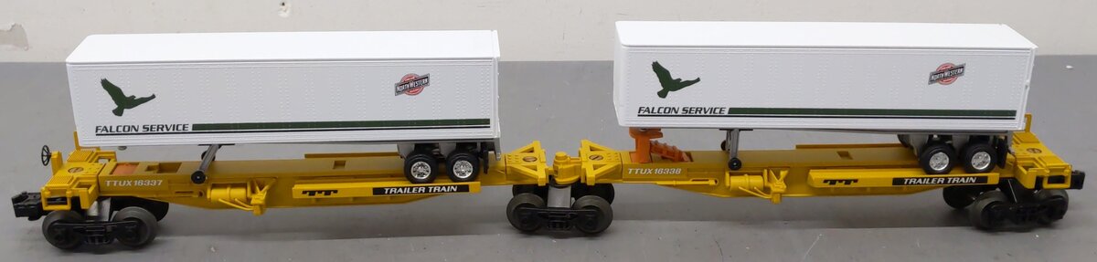 Lionel 6-16334 O Chicago & Northwestern TTUX Flat Cars with Trailers EX/Box