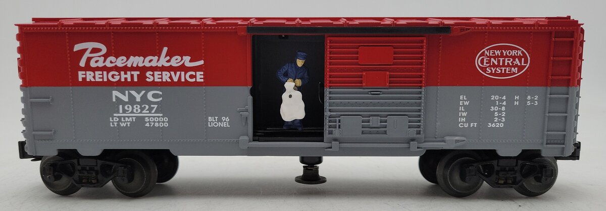 Lionel 6-19827 O Gauge New York Central Operating Box Car LN/Box