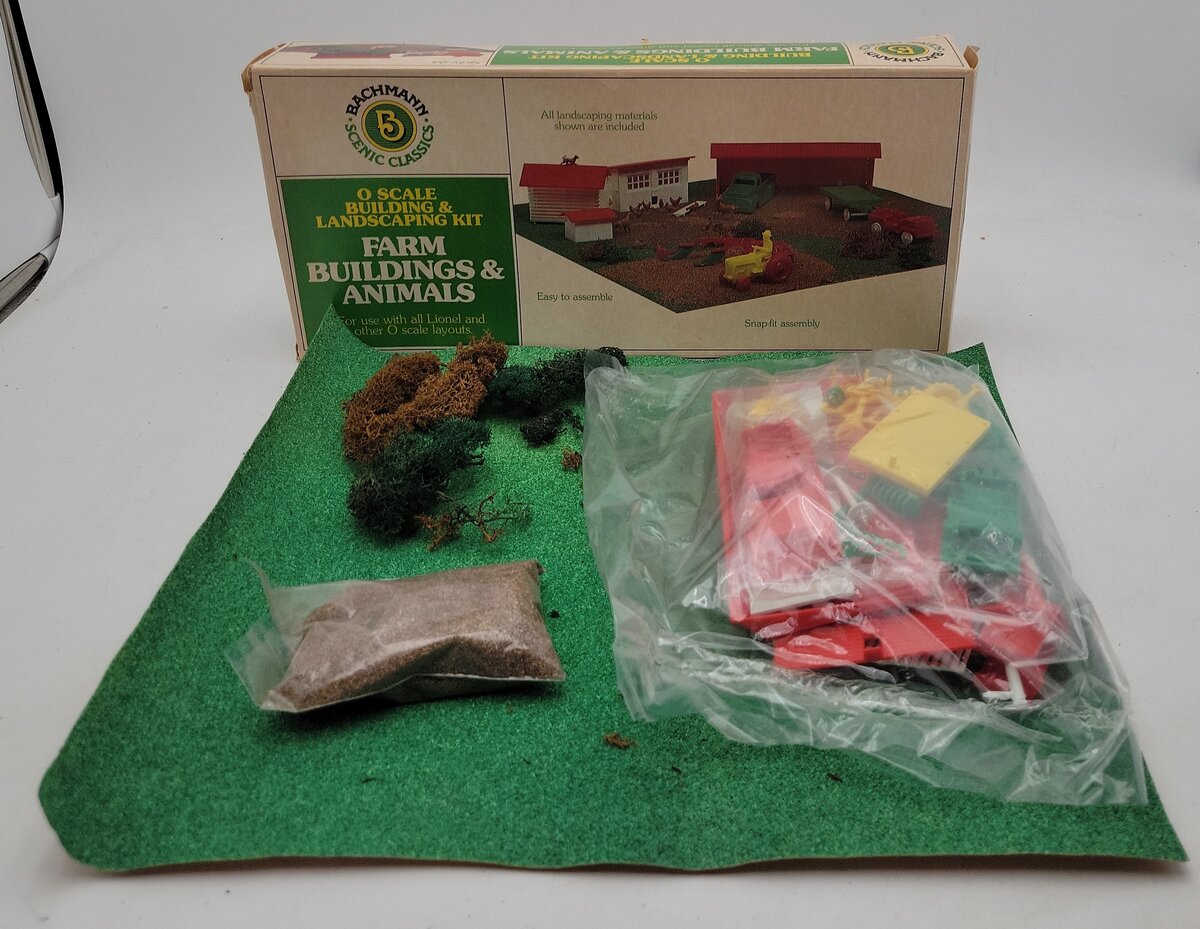 Bachmann 1981 O Plasticville Farm Buildings & Animals Classic Building Kit NIB