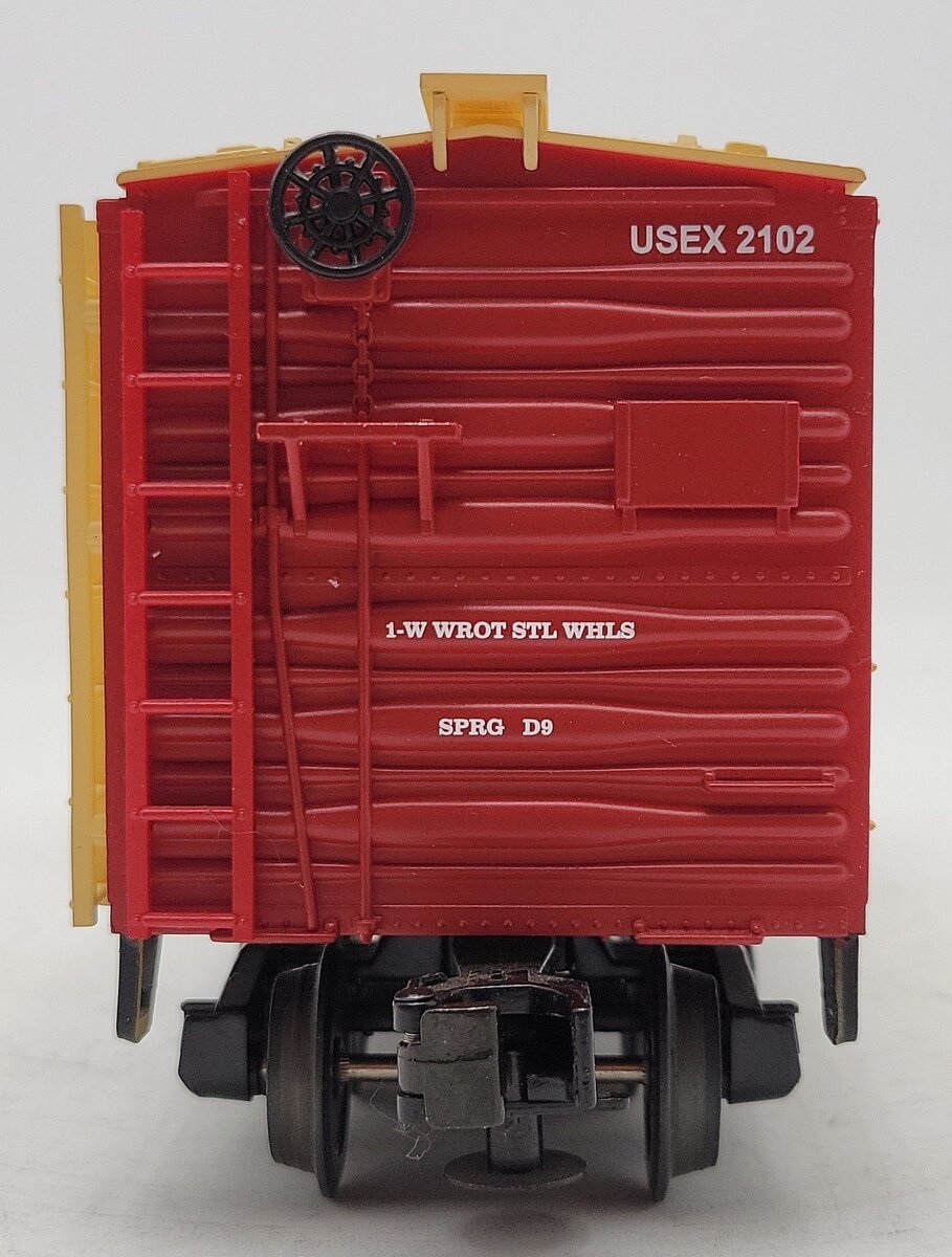 MTH 20-94028 O Gauge MTHRRC 2002 Canfor Reefer Car #2102 LN/Box