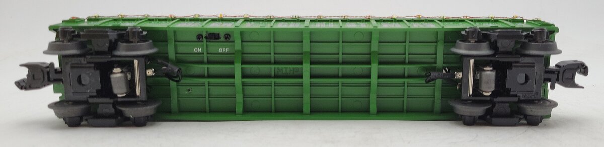 MTH 30-72195 O Christmas Gondola Car with LED Christmas Lights & Sking Santas LN/Box