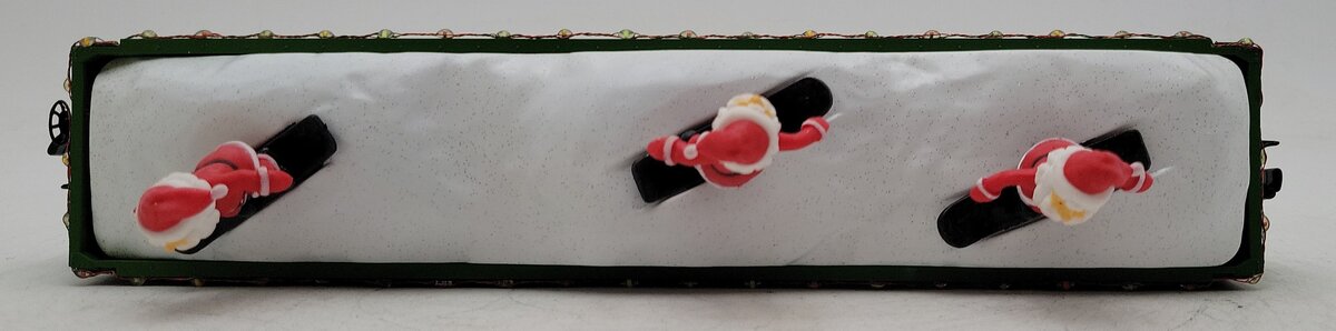 MTH 30-72195 O Christmas Gondola Car with LED Christmas Lights & Sking Santas LN/Box