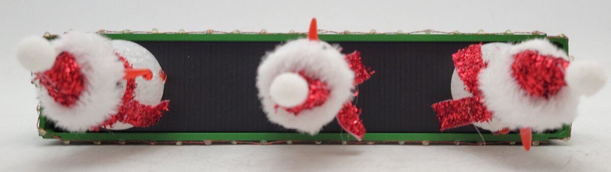 MTH 30-72211 O Christmas Green Gondola w/ LED Xmas Lights & Lighted Snowmen LN/Box