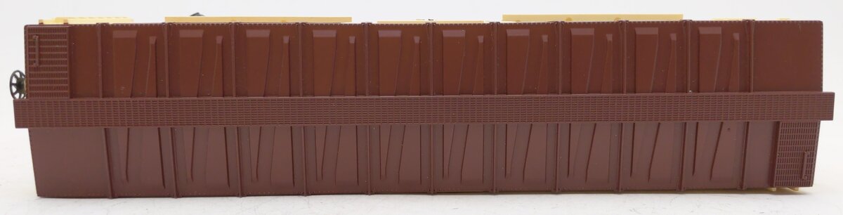 MTH 30-74014 O Gauge Auto Transportation Car w/ Two '67 VW Bugs LN/Box