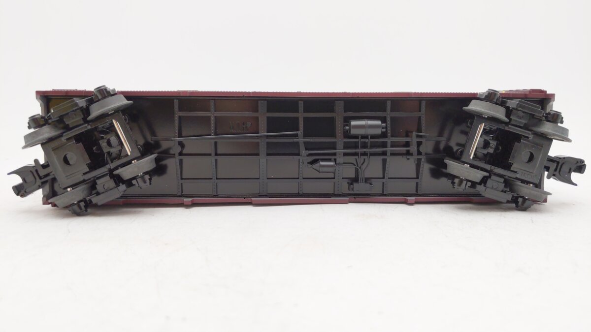 MTH 30-74616 CP 40' Window Mint Boxcar w/Gold