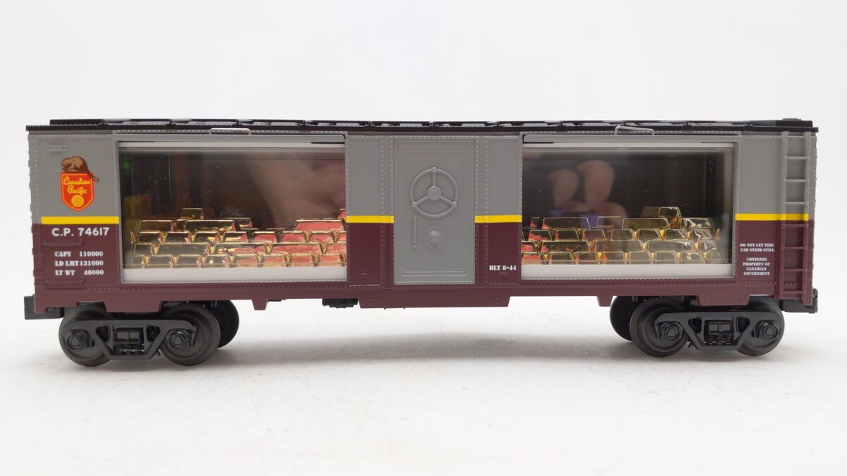 MTH 30-74616 CP 40' Window Mint Boxcar w/Gold