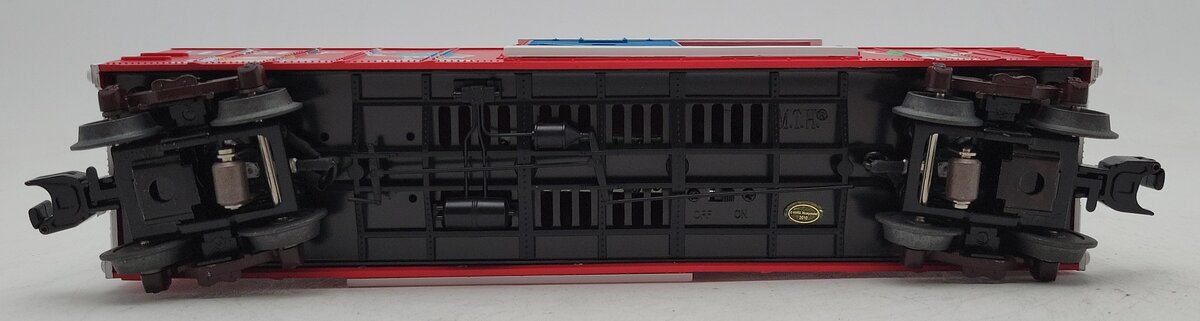 MTH 30-74598 O Gauge M&M's 4th of July Boxcar w/Blinking LED LN/Box