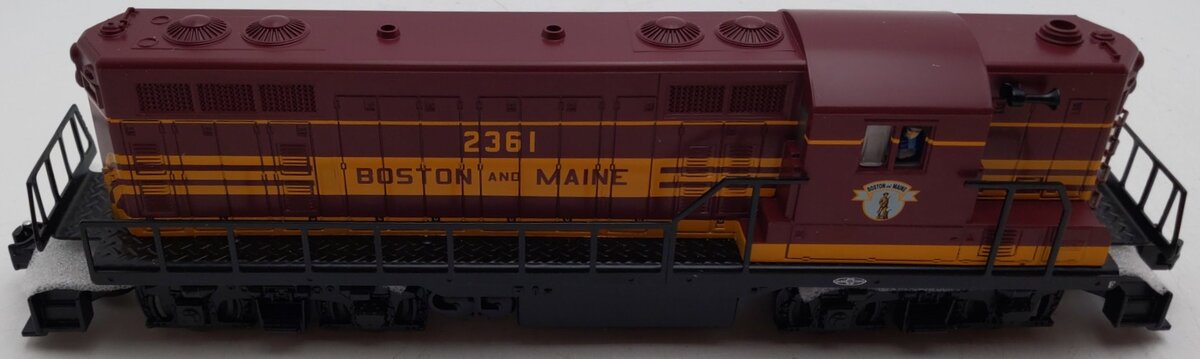 Lionel 6-58214 LCCA B&M Non-Powered GP-7 Diesel Locomotive #2361 LN/Box