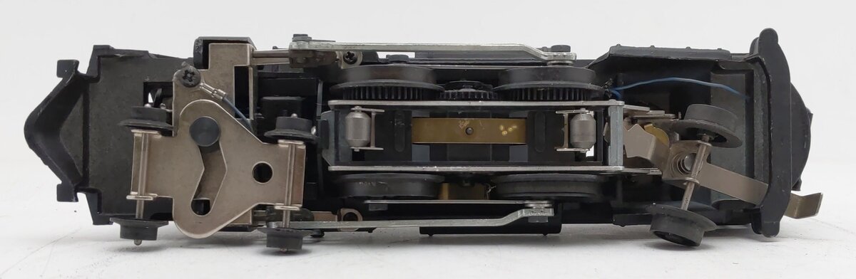 Lionel 6-8304 O Gauge 4-4-2 Die-Cast Steam Locomotive EX