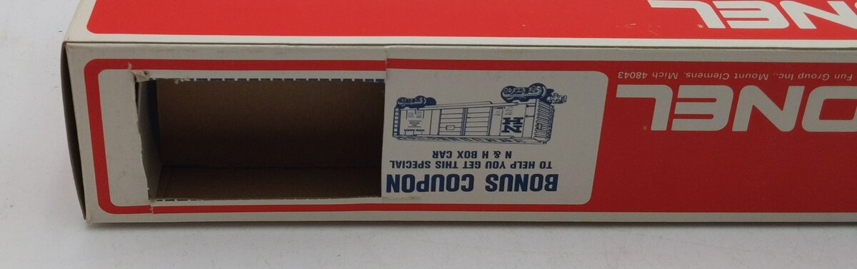 Lionel 6-9853 O Gauge Cracker Jack Billboard Reefer Car (Caramel) LN/Box